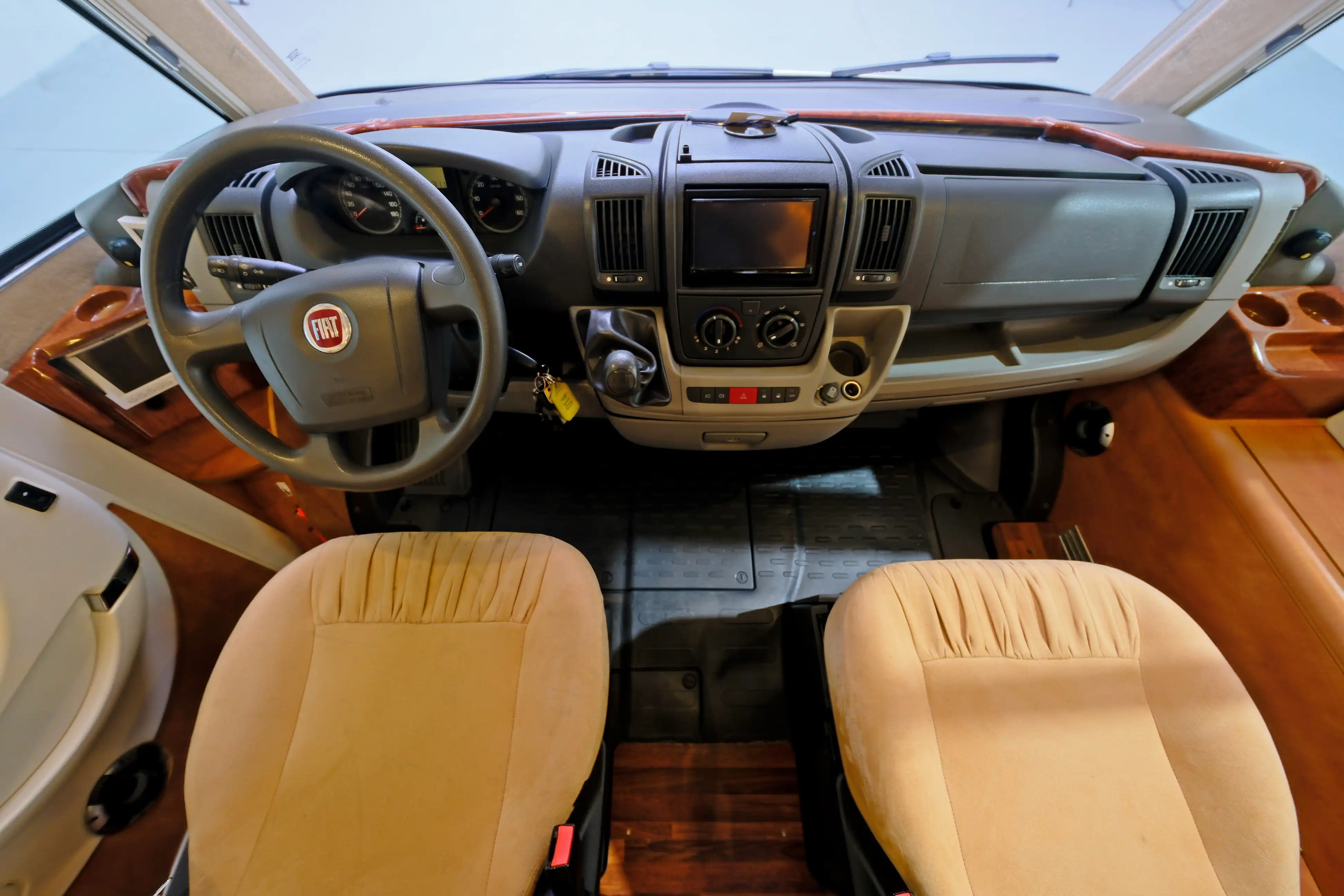 CARTHAGO Chic E-Line I 47